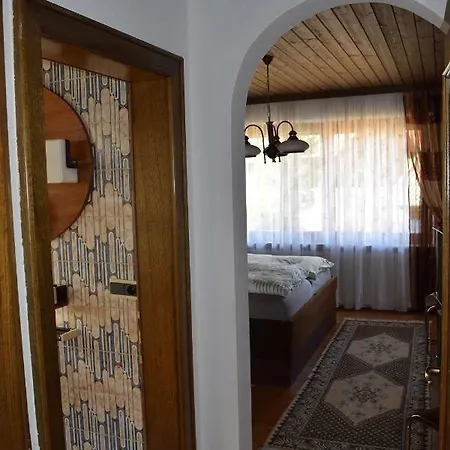 Hofer Apartment